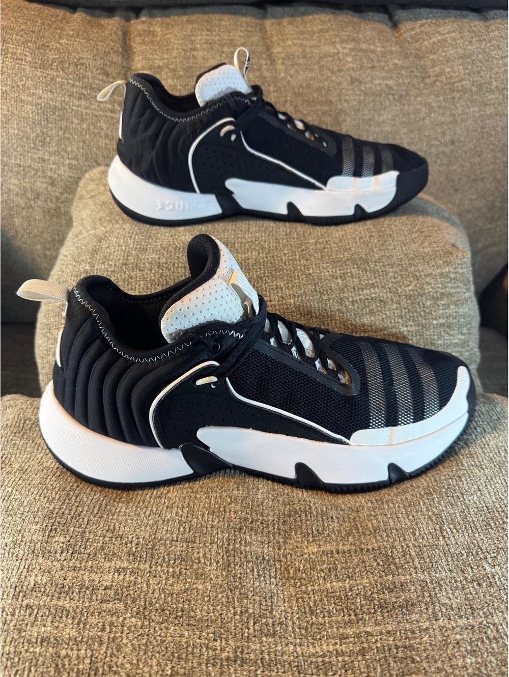 Adidas Trae Unlimited Men's Basketball Shoes Black White HQ1020 Size 12